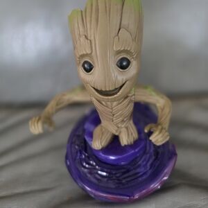 Dancing Tree Figure Toy - Brown and Purple
